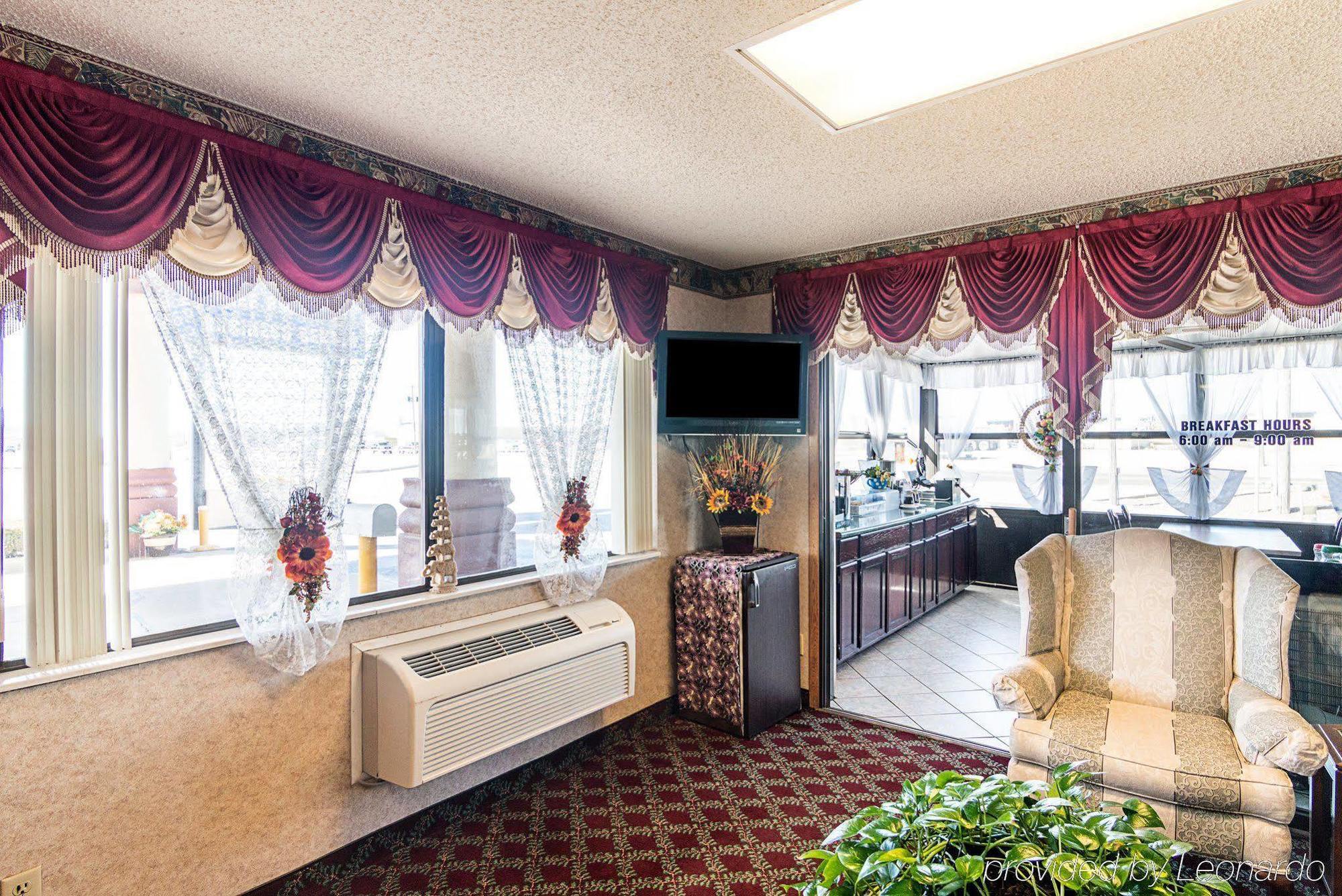 Rodeway Inn 达尔哈特 外观 照片